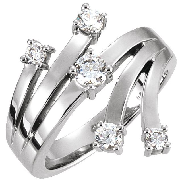 1/4 CTW Natural Diamond Right Hand Ring
