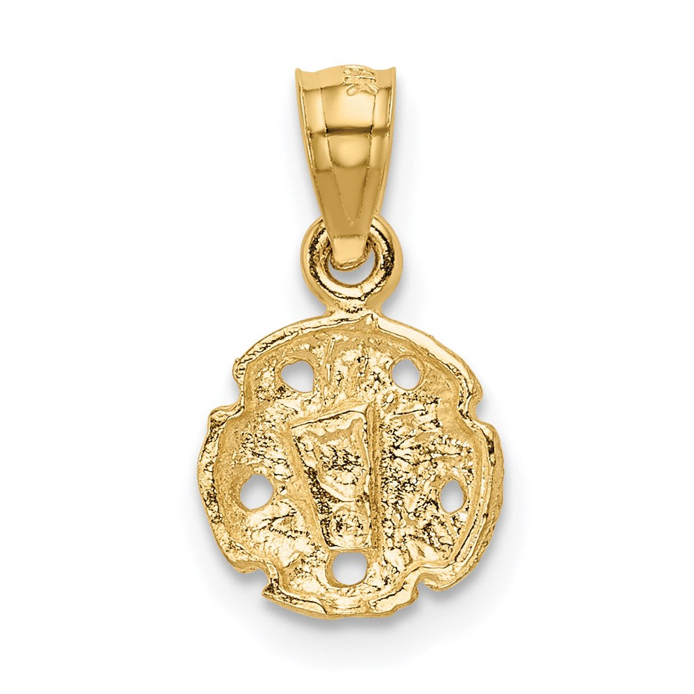 Sand Dollar Pendant in 14k Yellow Gold