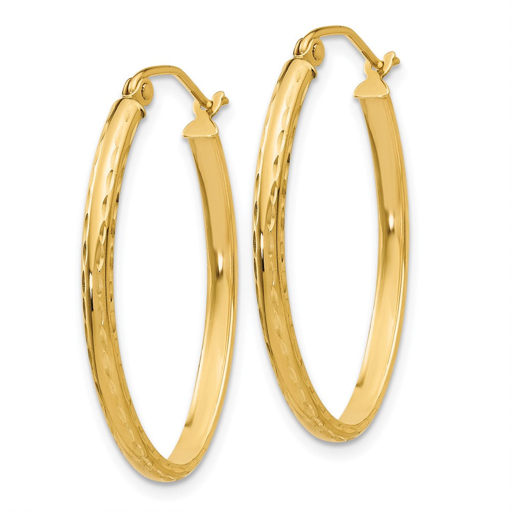 Lightweight Diamond-cut Oval Hoop Earrings in 14k Yellow Gold