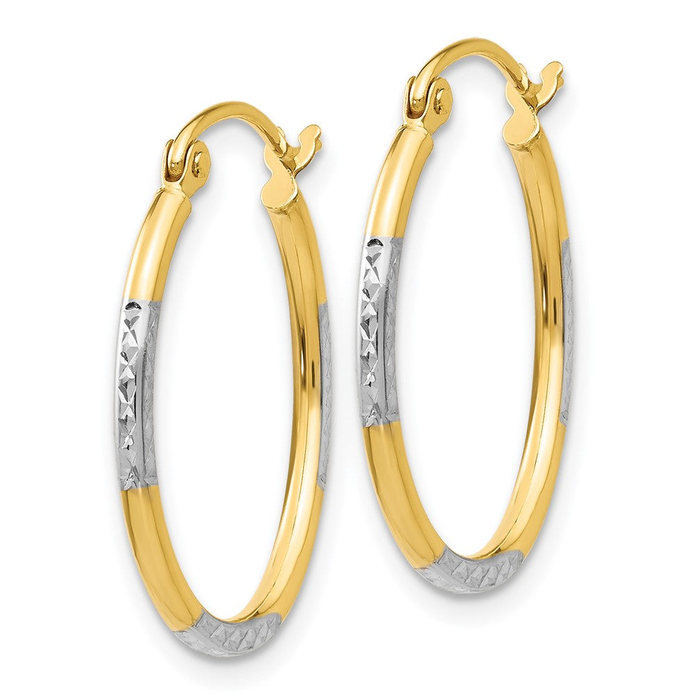 White Rhodium Diamond Cut Oval Hoop Earrings in Rhodium-Plated 14k Yellow Gold