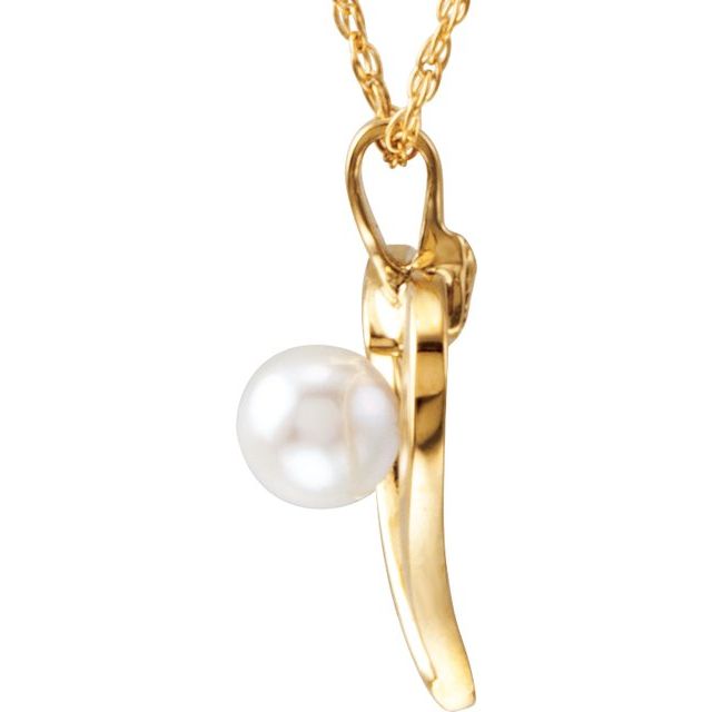 Cultured White Akoya Pearl Heart Necklace