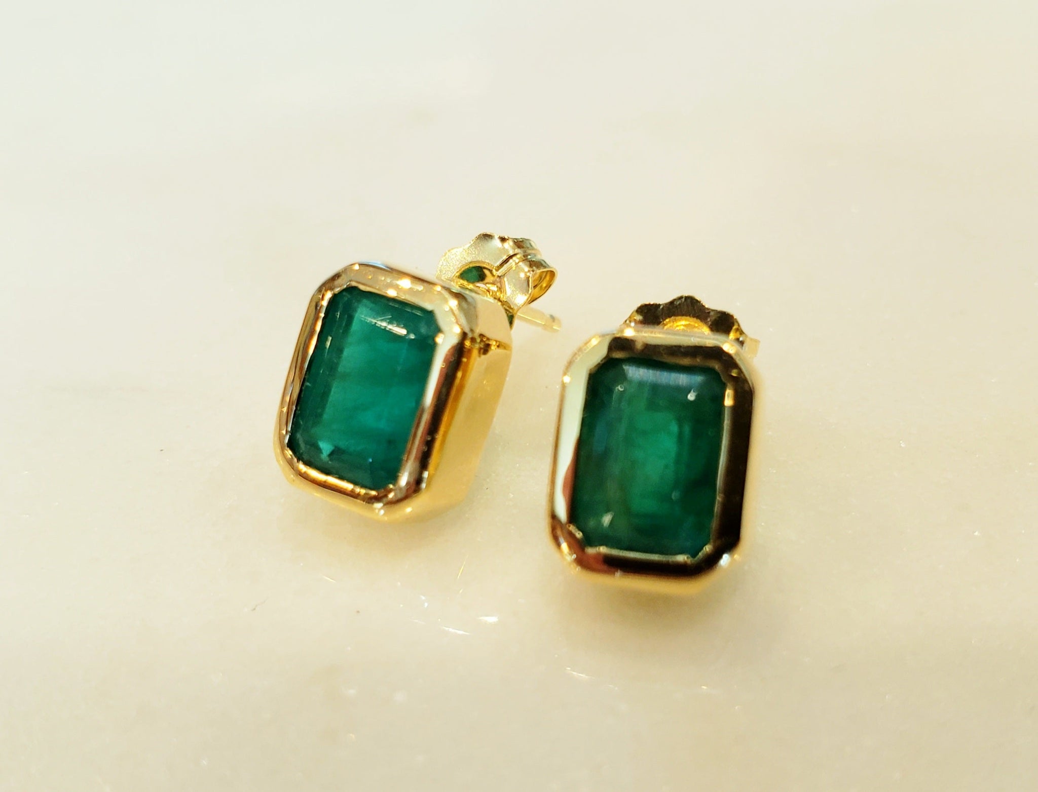 Emerald 18k Gold Bezel Earrings