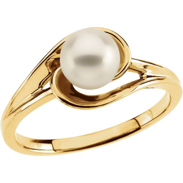 Cultured White Akoya Pearl Ring