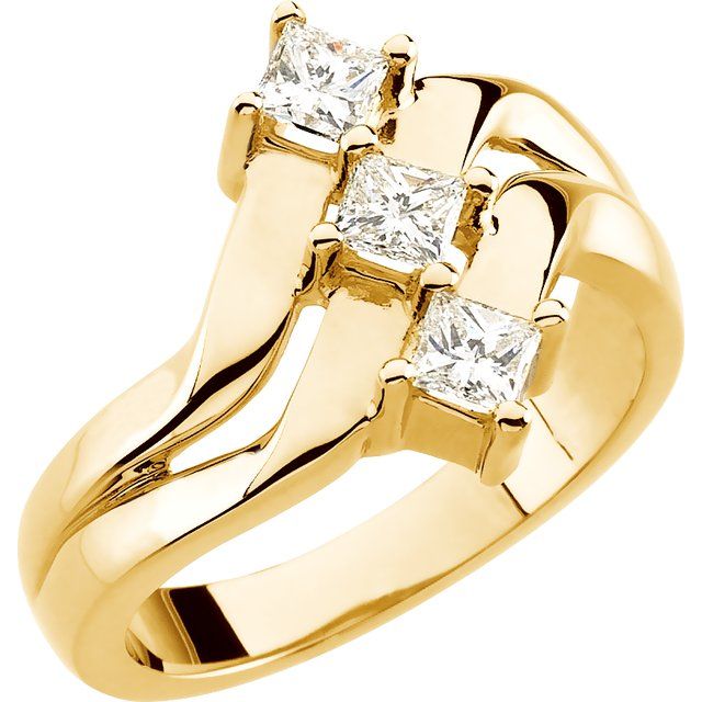 5/8 CTW Natural Diamond Right Hand Ring