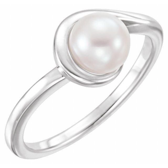 Cultured White Freshwater Pearl Ring