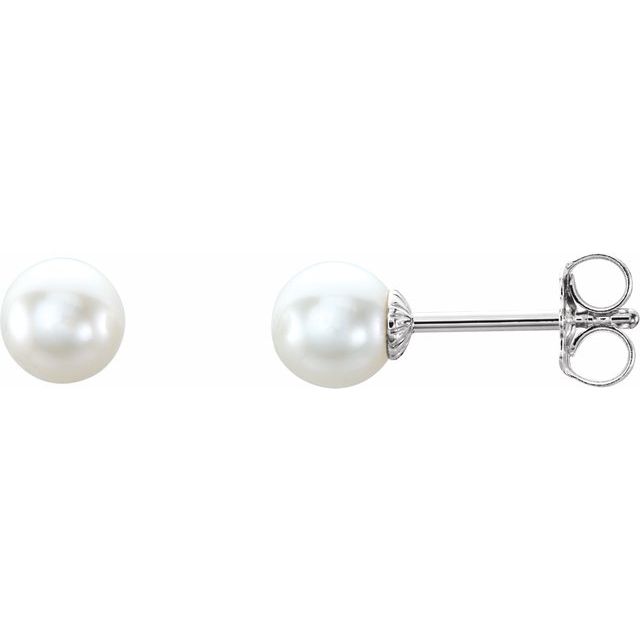 5-5.5mm Cultured White Freshwater Pearl Earrings