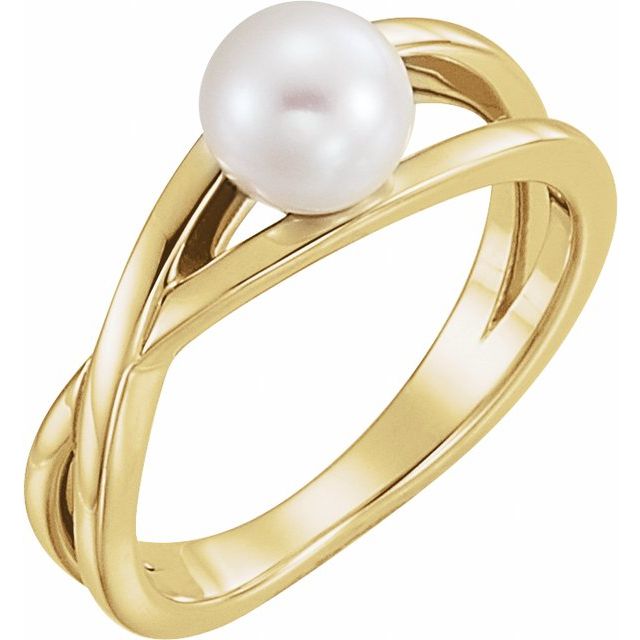 Cultured White Freshwater Pearl Ring