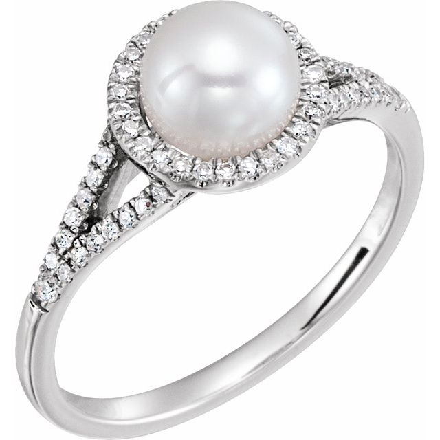 Cultured White Freshwater Pearl & 1/5 CTW Natural Diamond Ring