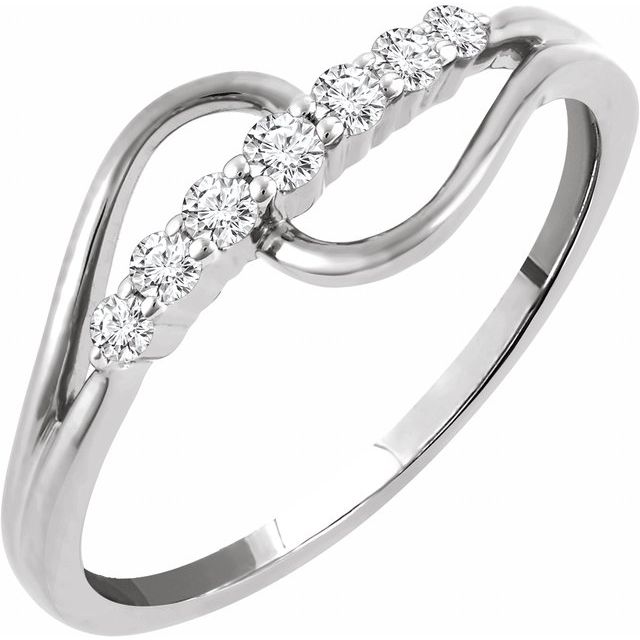 1/5 CTW Natural Diamond Ring