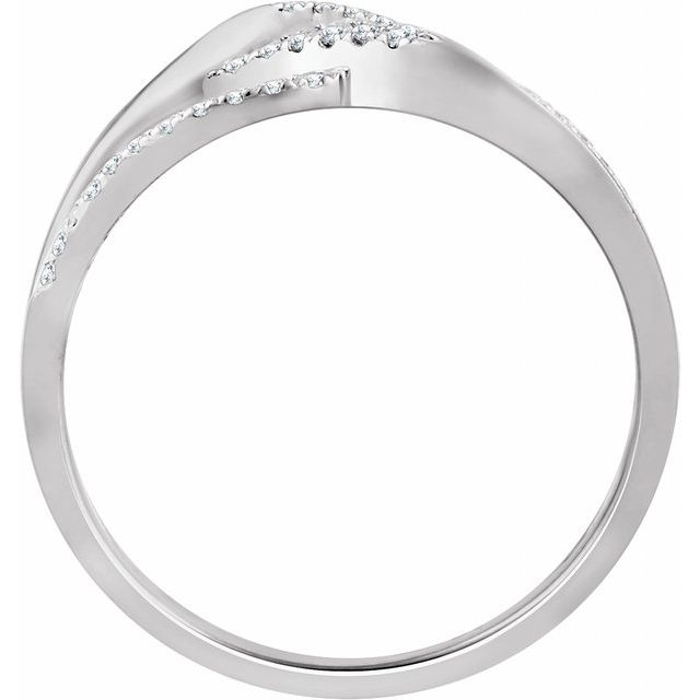 1/6 CTW Natural Diamond Negative Space Ring