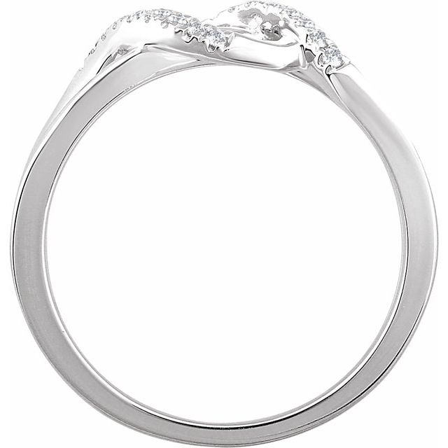 1/10 CTW Natural Diamond Criss-Cross Ring